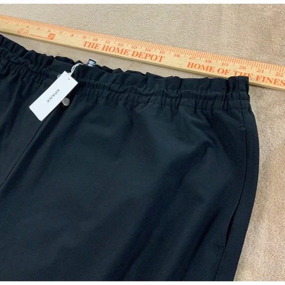 Spanx Casual Friday Cargo Pants Women's Size 3X Plus Size Black New with Tags